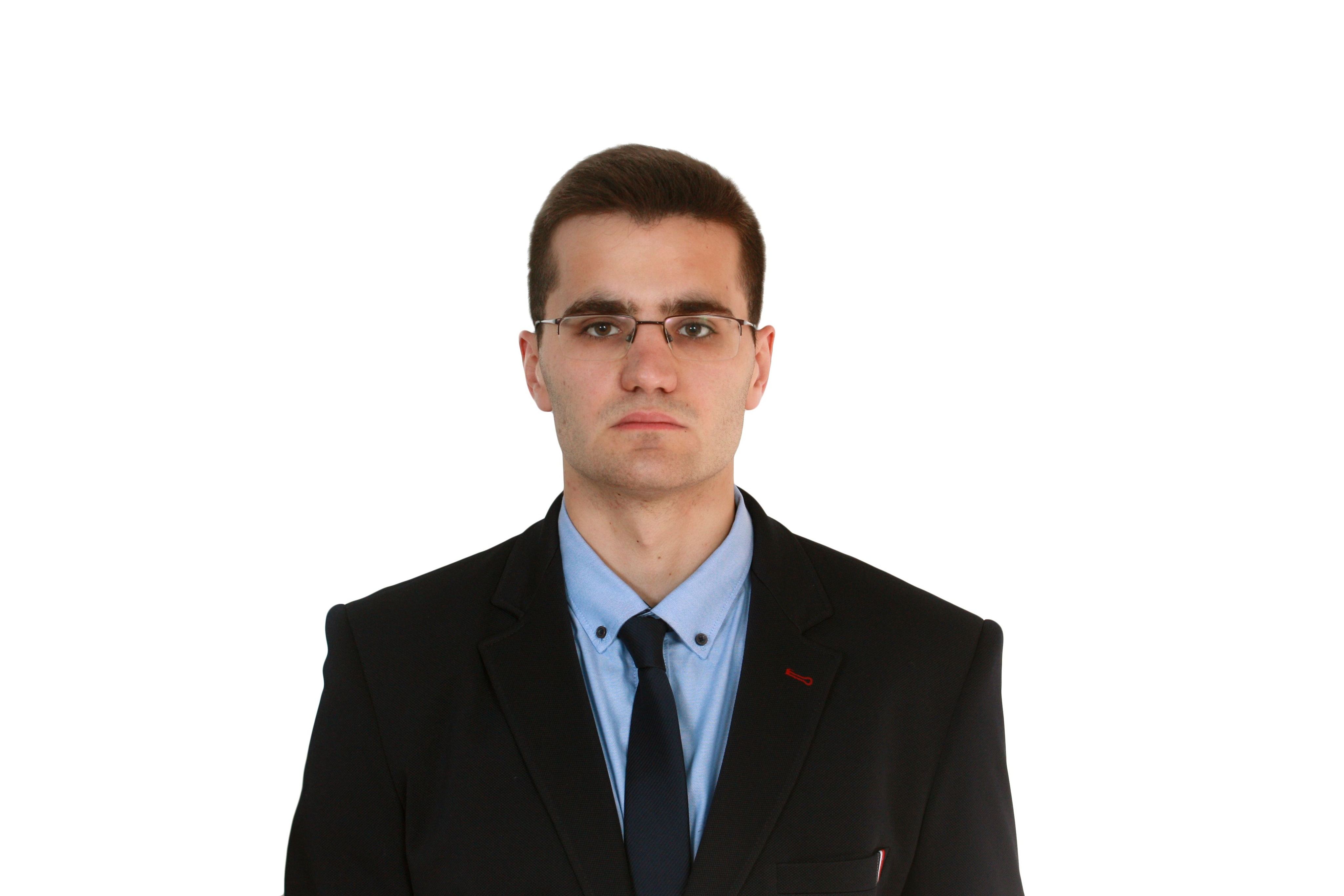 Никита Комликов автор «По делу»