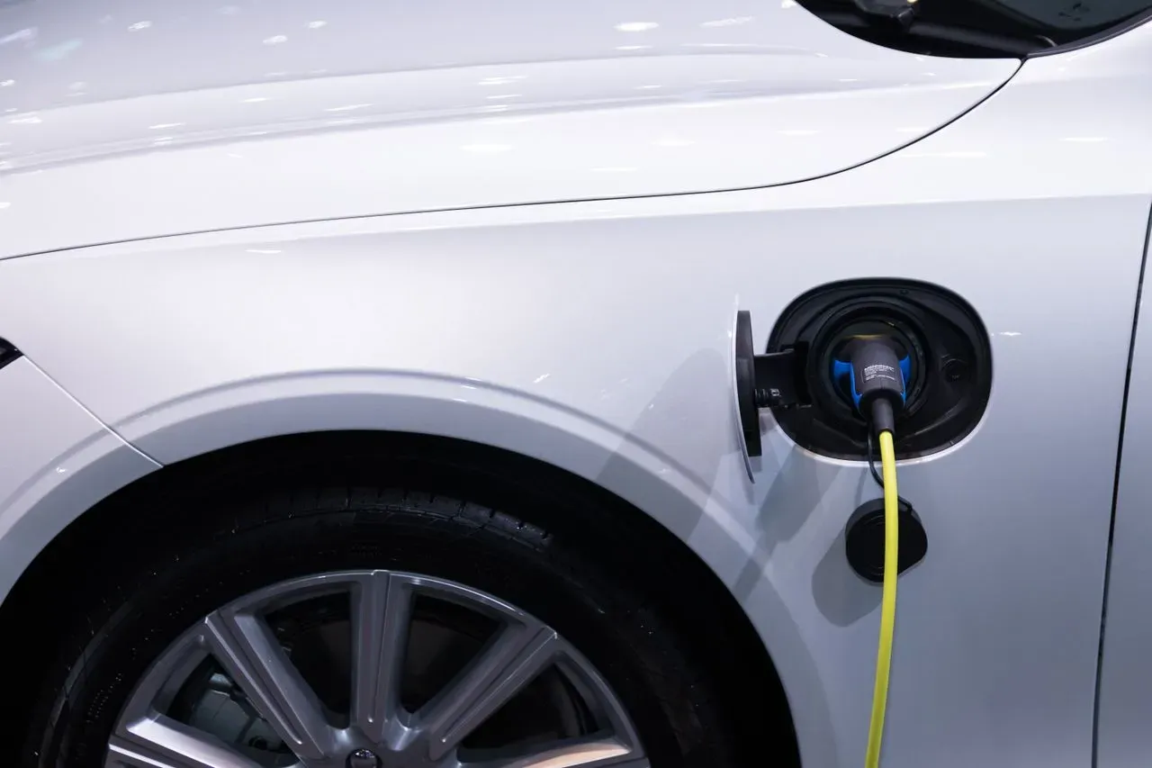 srednyaya-zarplata-prevysila-31-tys-byn-a-kvota-na-elektromobili-dlya-yurlic-zakonchilas-dajdzhest-2