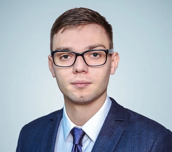 Александр Шкут
